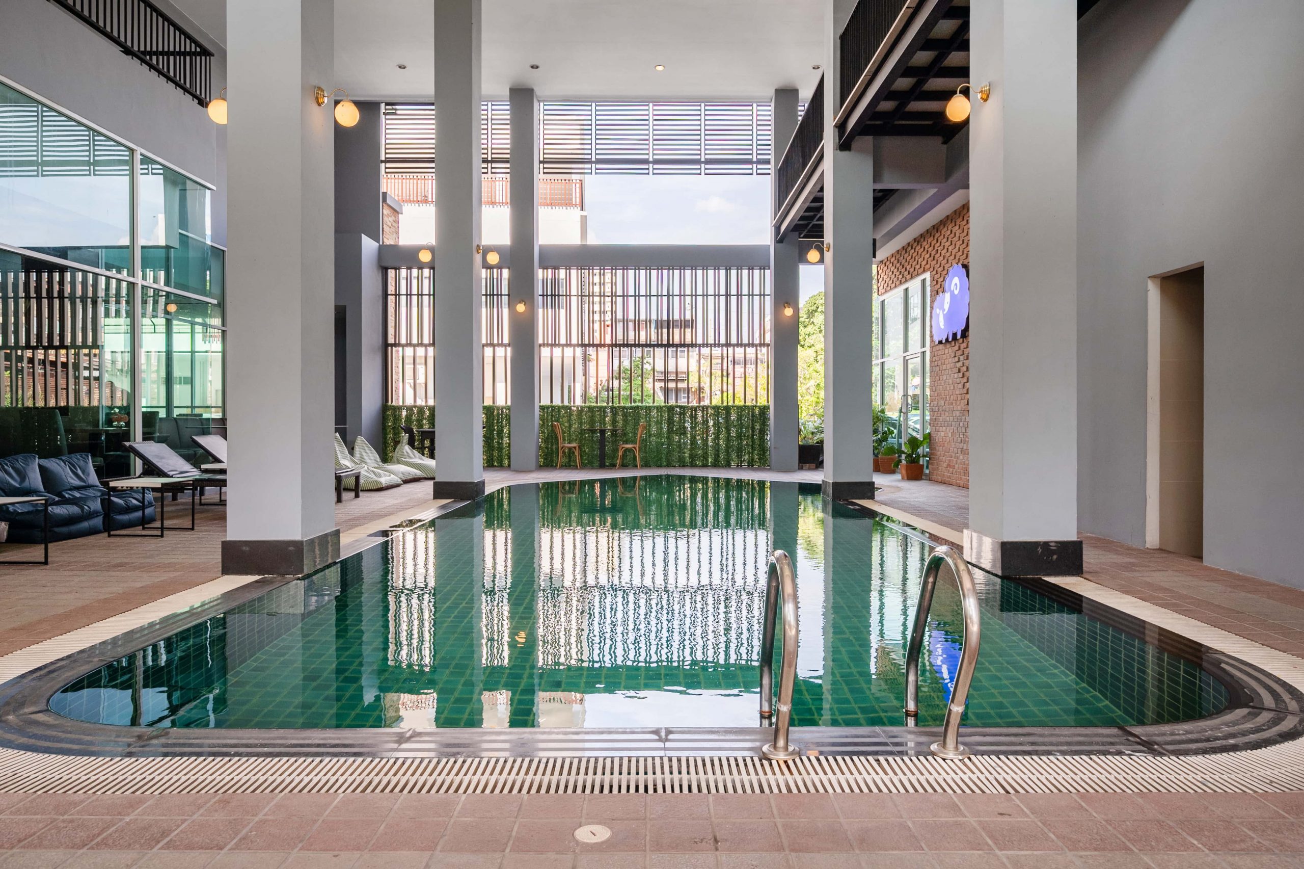 Swimmming pool_KKBDT-min Swimmming pool_KKBDT-min